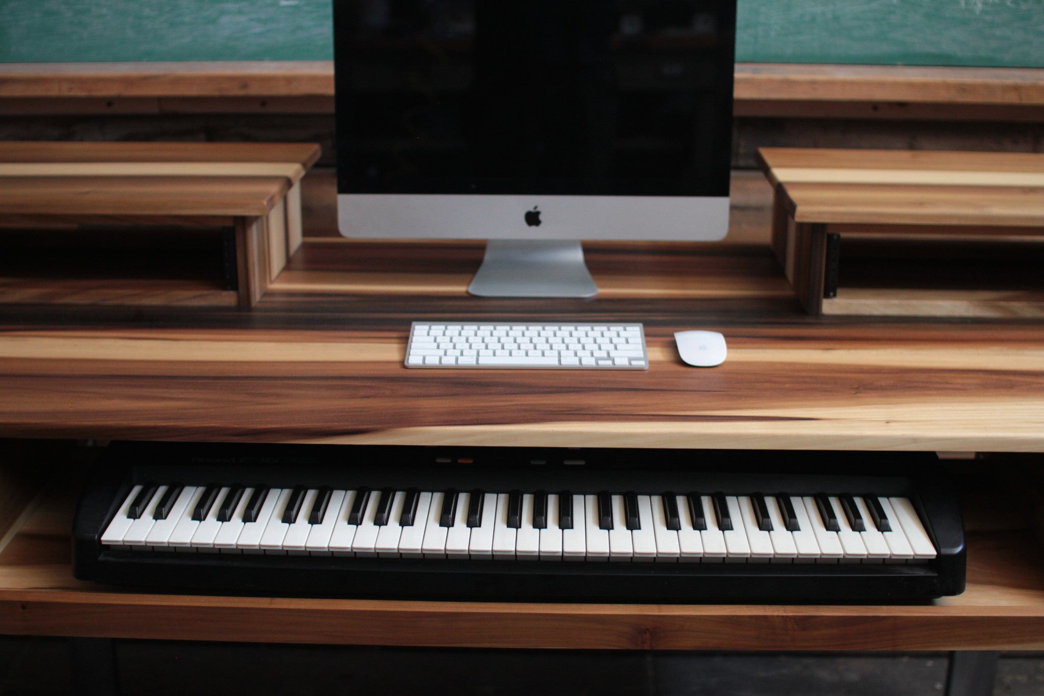 Monkwood SD61 Studio Desk for Audio / Video / Music / Film / Production