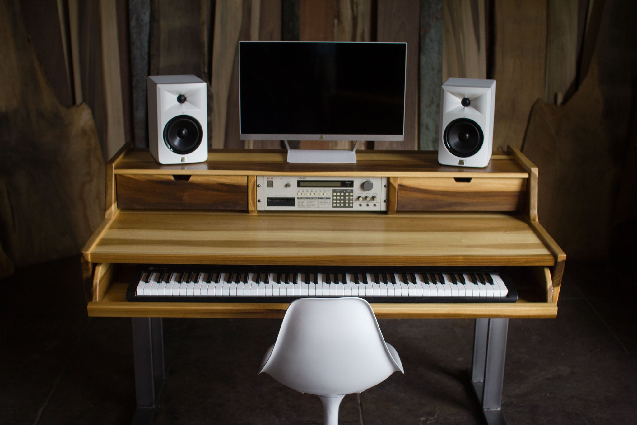 Monkwood VX88 Studio Desk in Sun Tanned Poplar