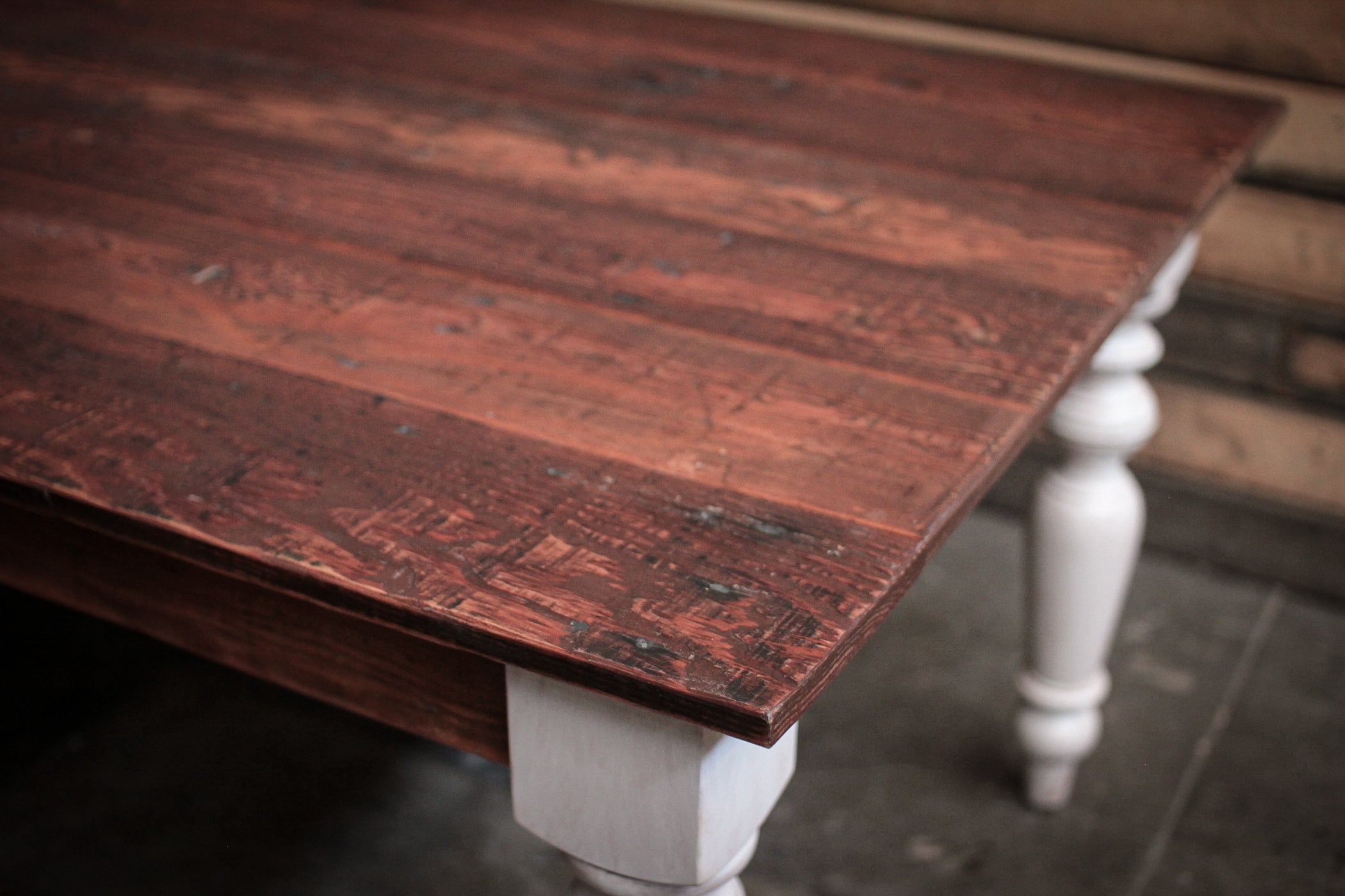 Familia Farm Table