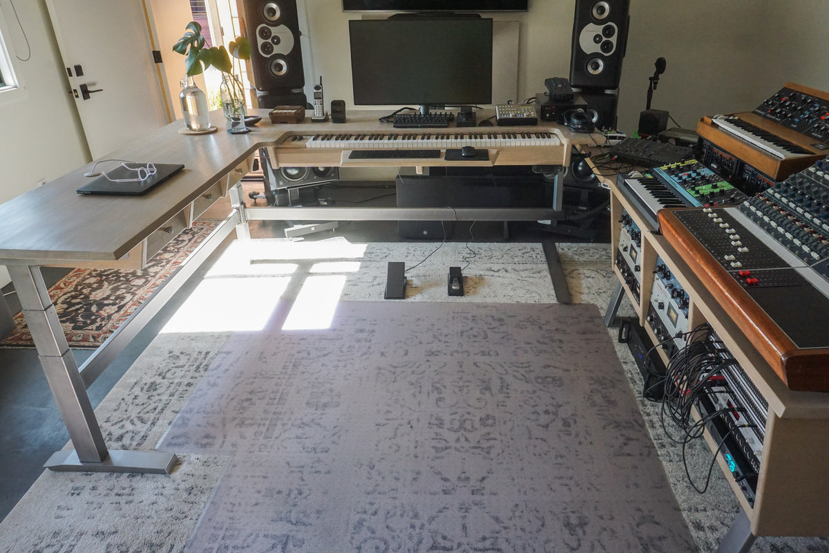 Rob Simonsen Studio