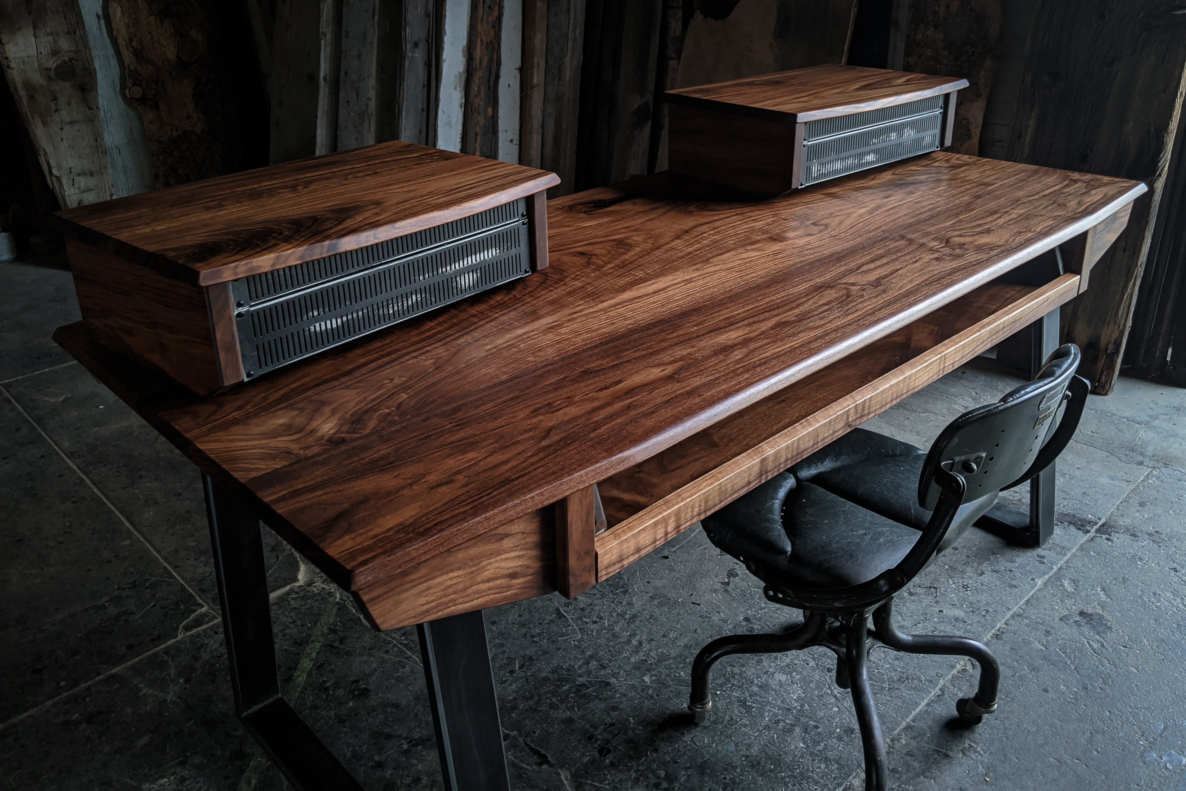 SD61 Studio Desk