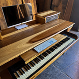 SD88 Studio Desk
