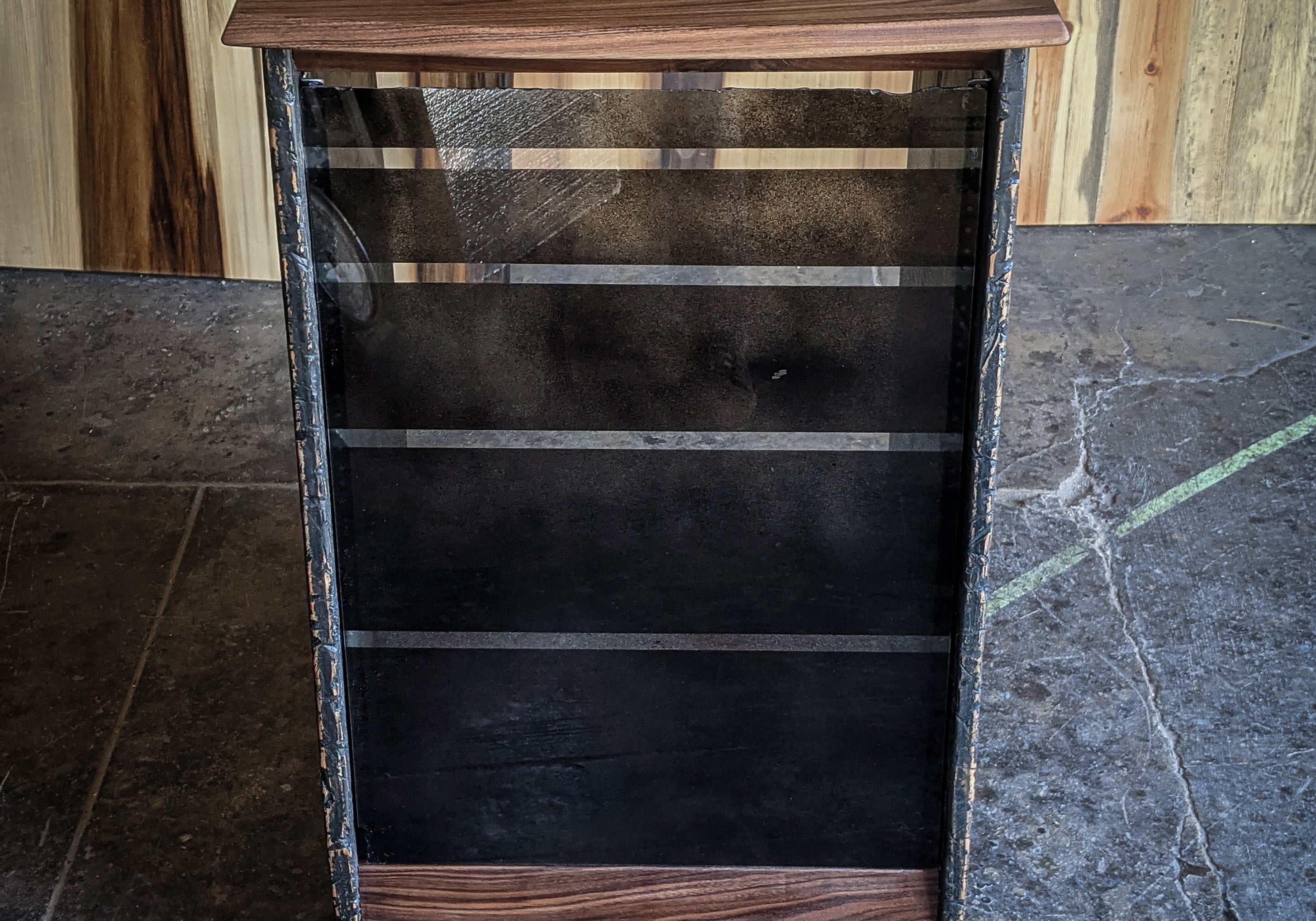 SR15 Rack Cabinet