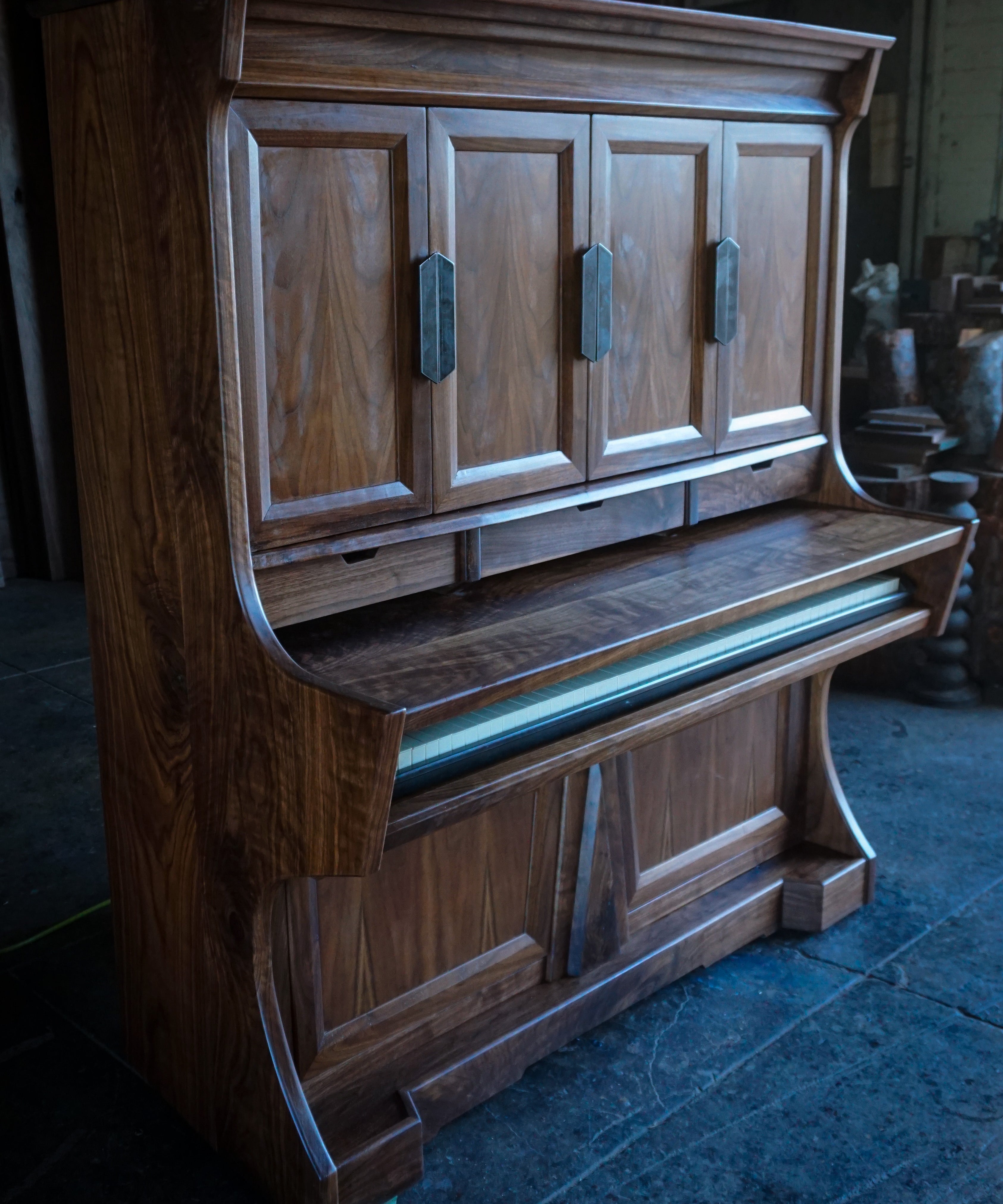 Thelonious Piano Desk