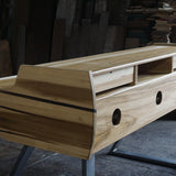VX88 Studio Desk